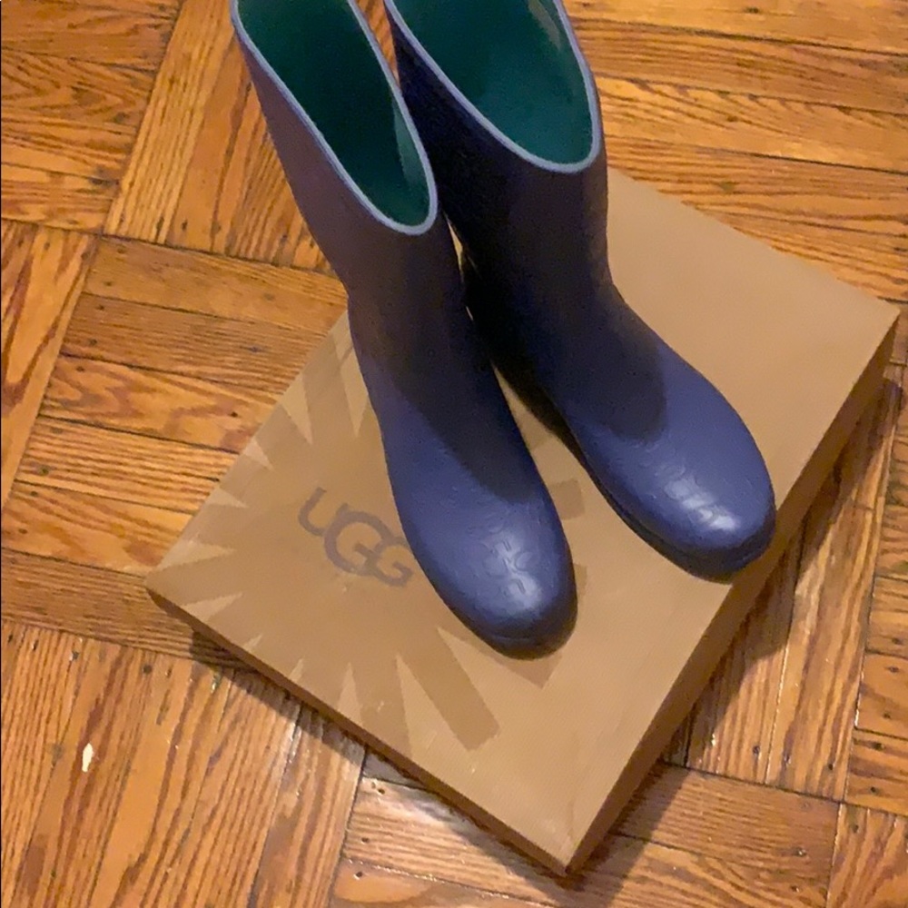 Rain boots